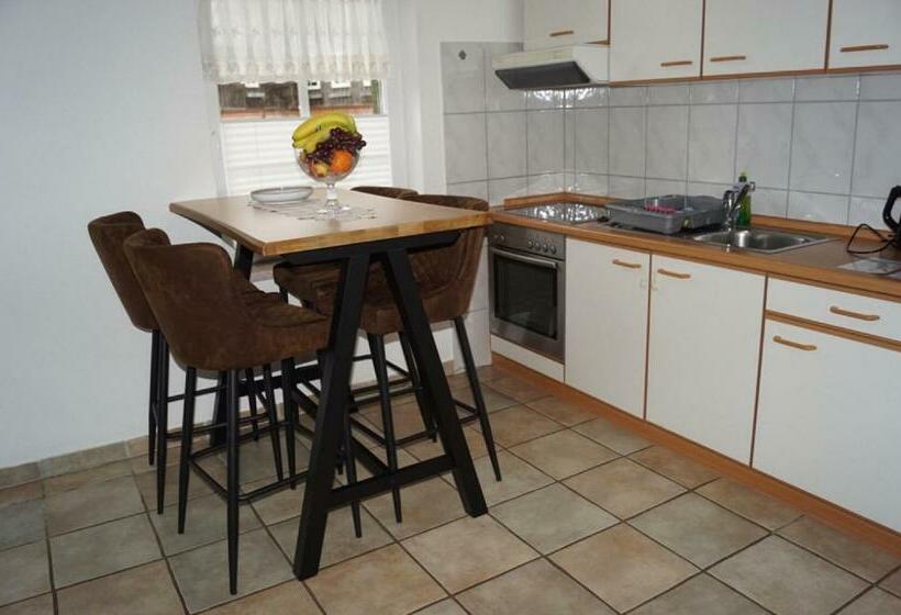 Хостел Landhaus Eickhof