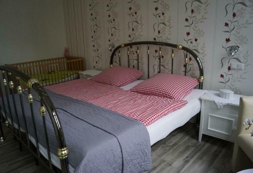 Хостел Landhaus Eickhof