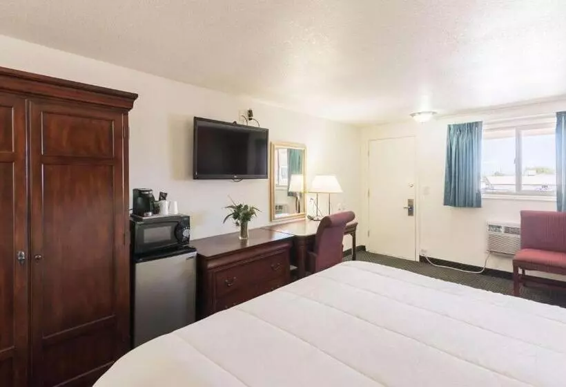 ホテル 1st Interstate Inn Montrose