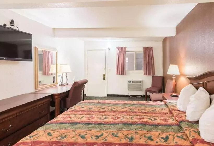 ホテル 1st Interstate Inn Montrose