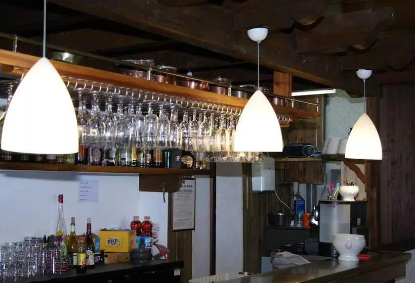 ホテル Auberge De Violaine