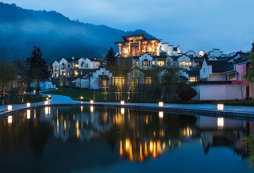 Banyan Tree Hotel Huangshan The Ancient Charm Of Huizhou, A Paradise