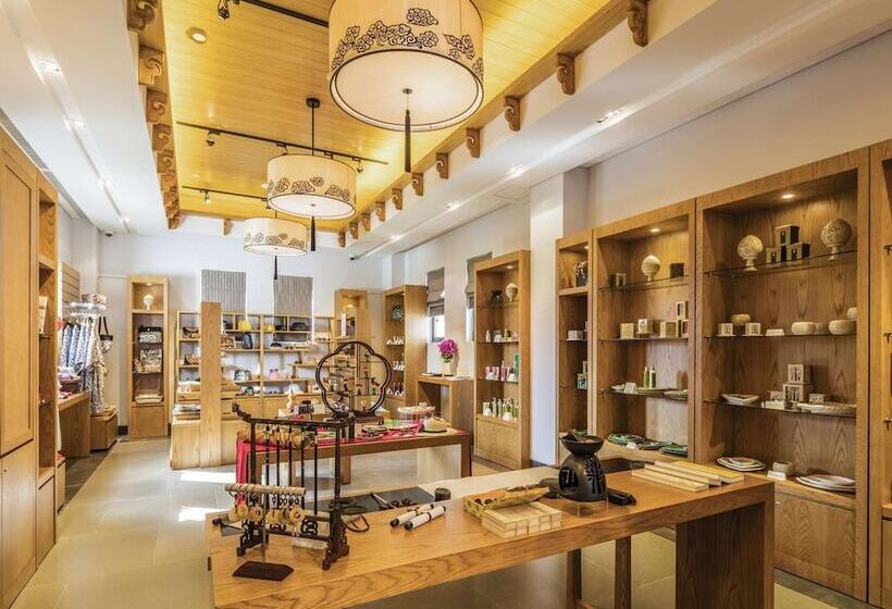 Banyan Tree Hotel Huangshan The Ancient Charm Of Huizhou, A Paradise