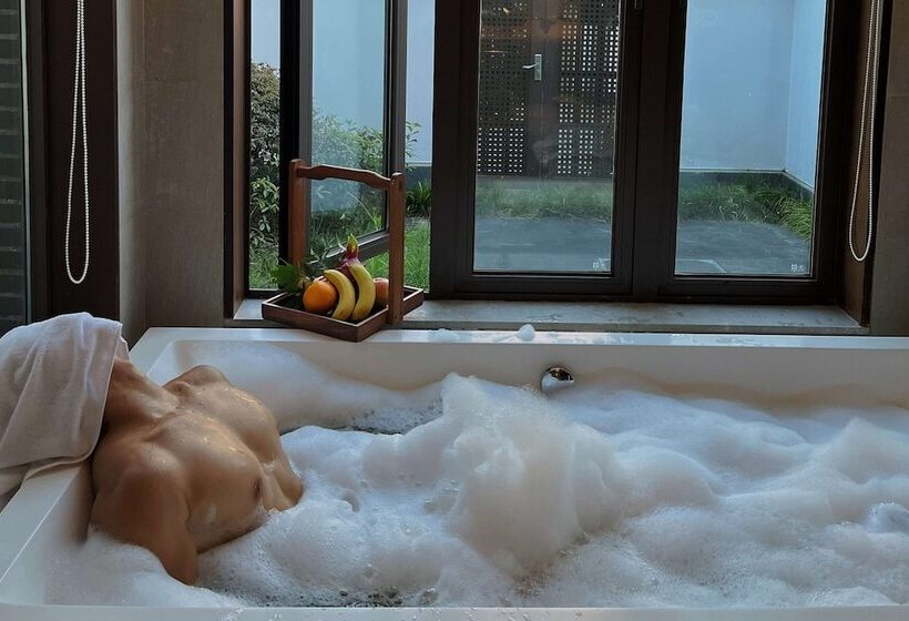 Banyan Tree Hotel Huangshan The Ancient Charm Of Huizhou, A Paradise