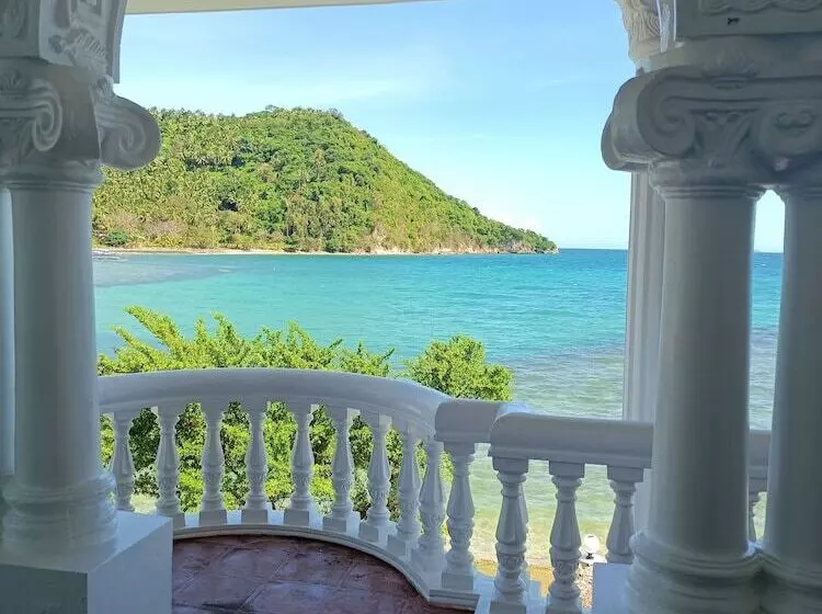 Hotelli Blue Crystal Beach Resort