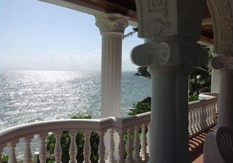 فندق Blue Crystal Beach Resort