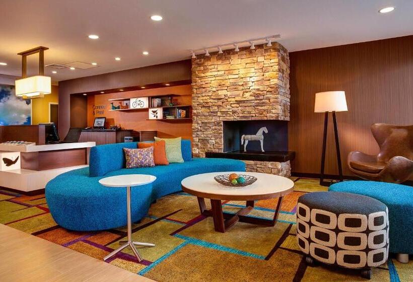 فندق Fairfield Inn & Suites By Marriott Lincoln Southeast