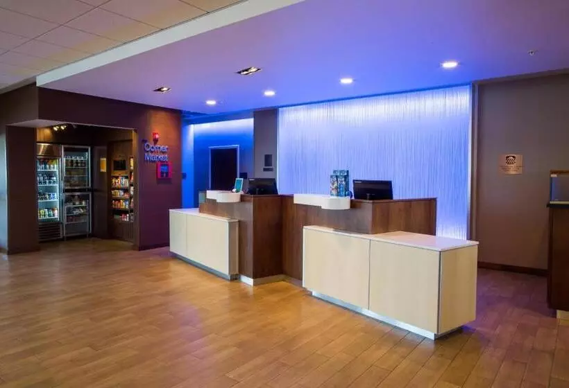 ホテル Fairfield Inn & Suites By Marriott Lincoln Southeast