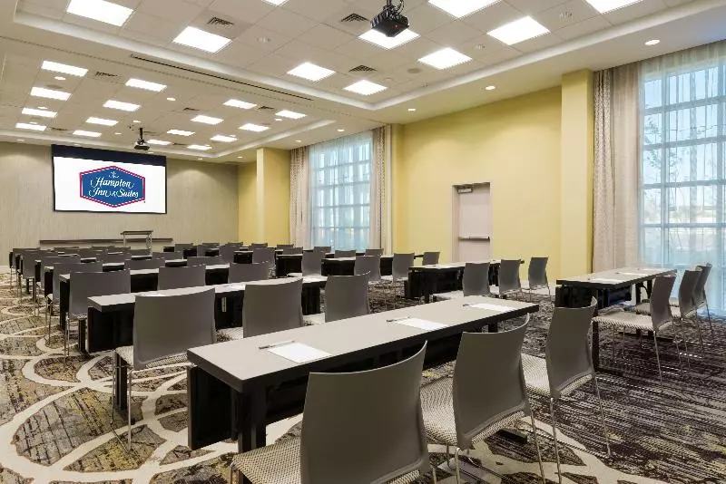 ホテル Hampton Inn & Suites Tampa Airport Avion Park Westshore