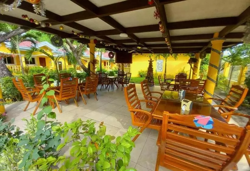 ホテル Malapascua Garden Resort
