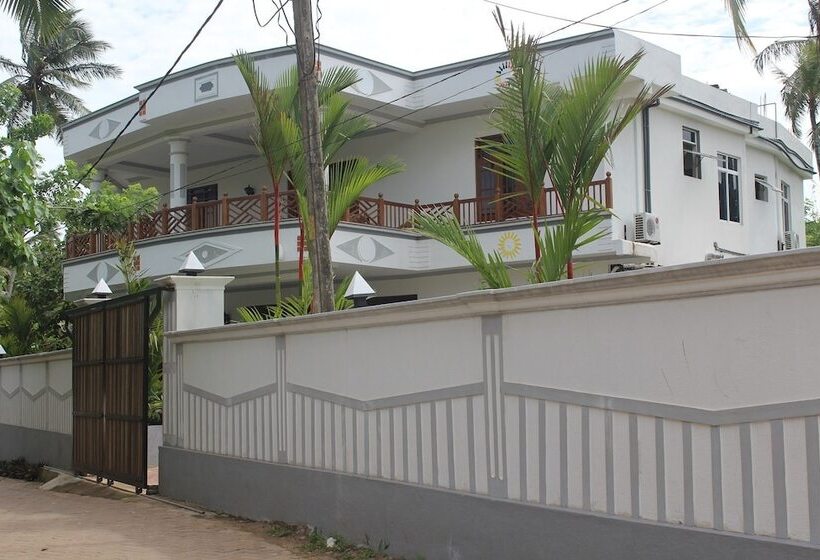 فندق New Lion Palace