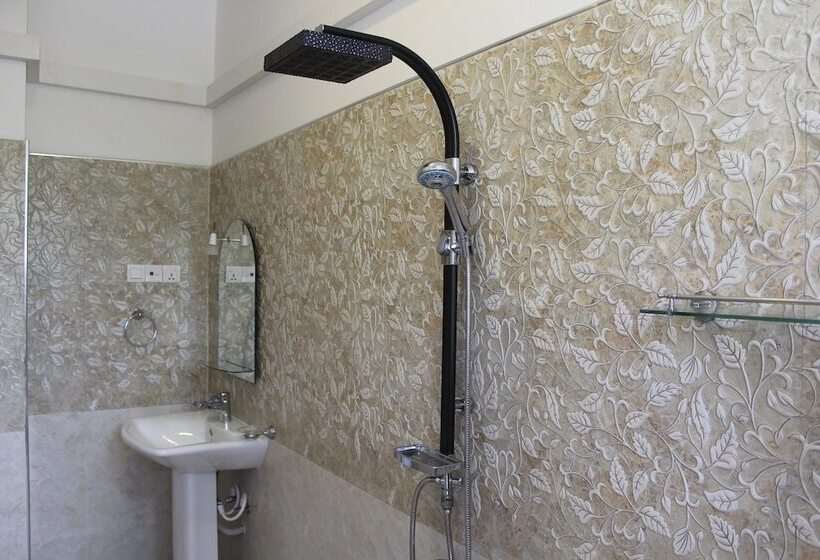 فندق New Lion Palace