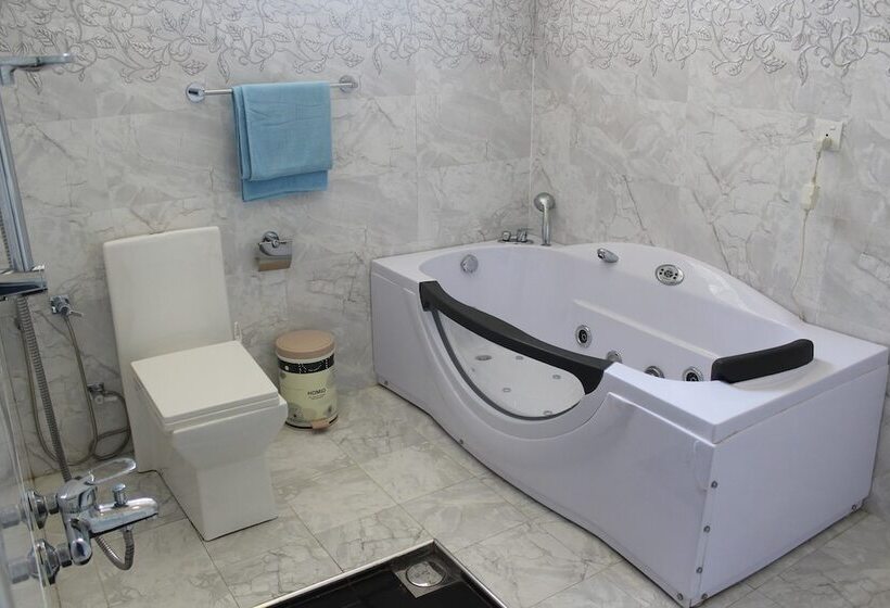 فندق New Lion Palace