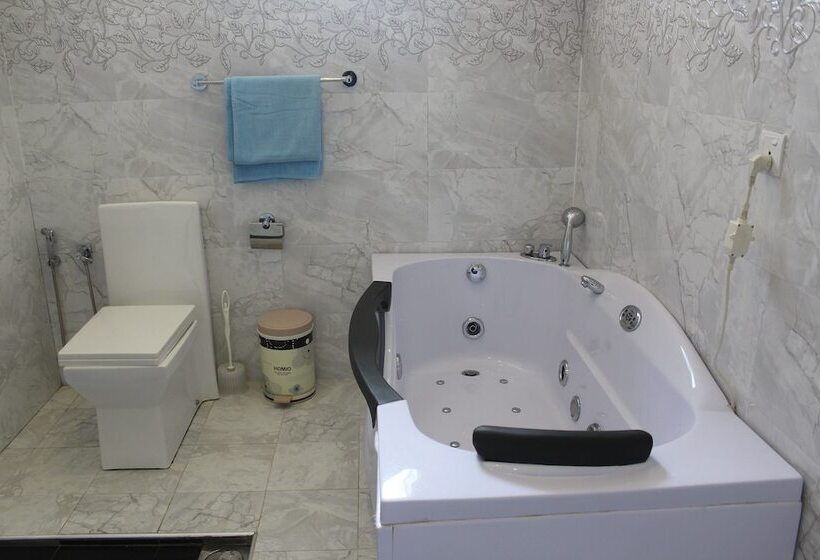 فندق New Lion Palace