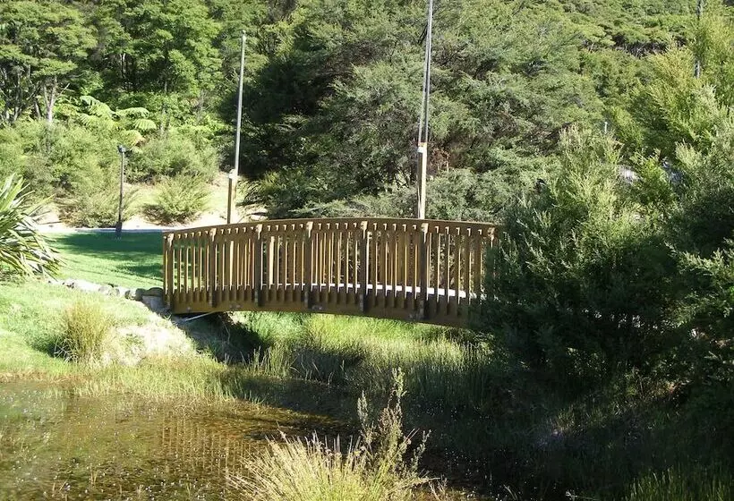 ホテル Tangiaro Kiwi Retreat