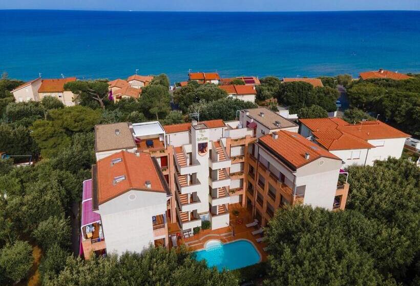 هتل Villa La Cavaliera