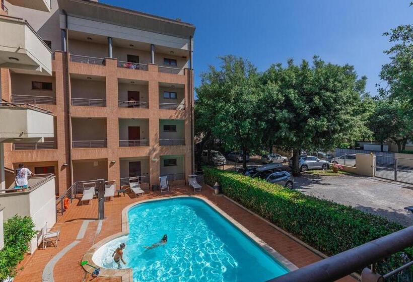 هتل Villa La Cavaliera