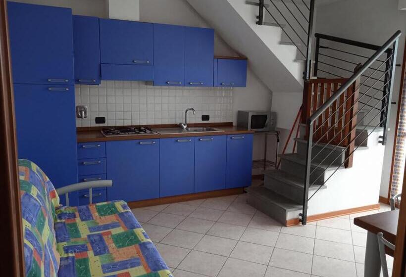 هتل Villa La Cavaliera