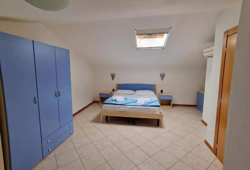 هتل Villa La Cavaliera