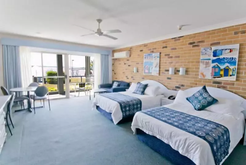 Moby Dick Waterfront Resort Motel