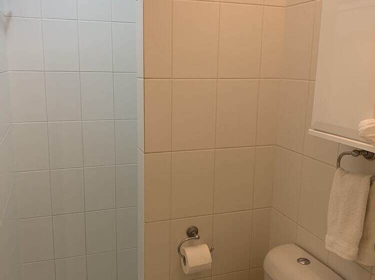 פנסיון Arundel S Boutique Accommodation