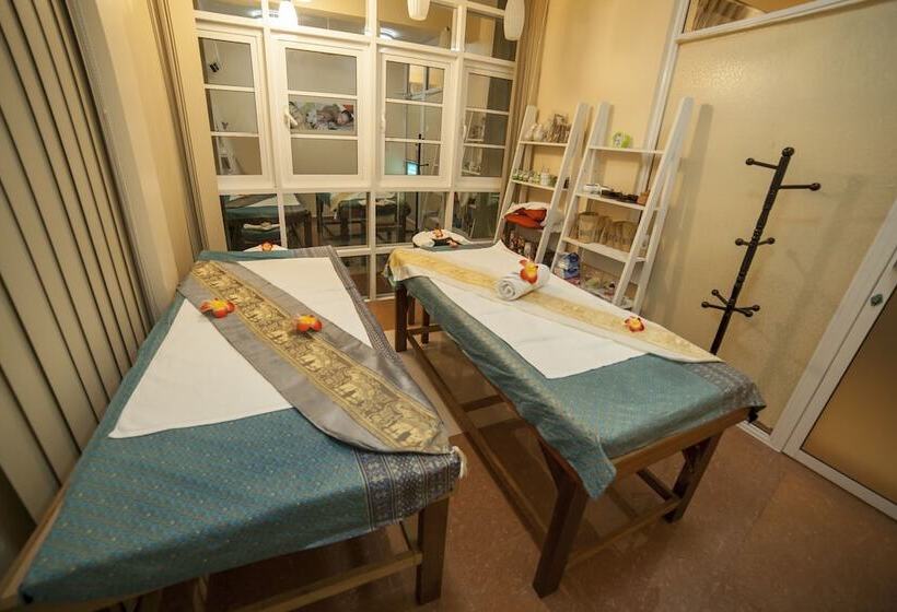 پانسیون City Grand Guest House