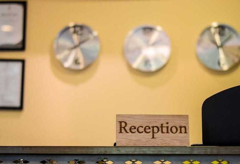 پانسیون City Grand Guest House