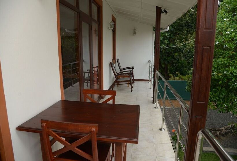 Пансион River Side Inn Fuji