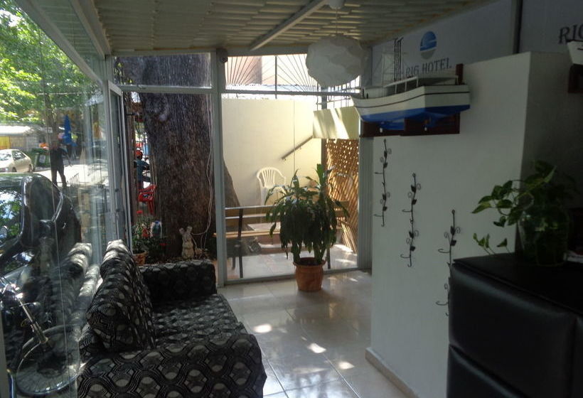 Rig Hostel Boca Chica Back Packer