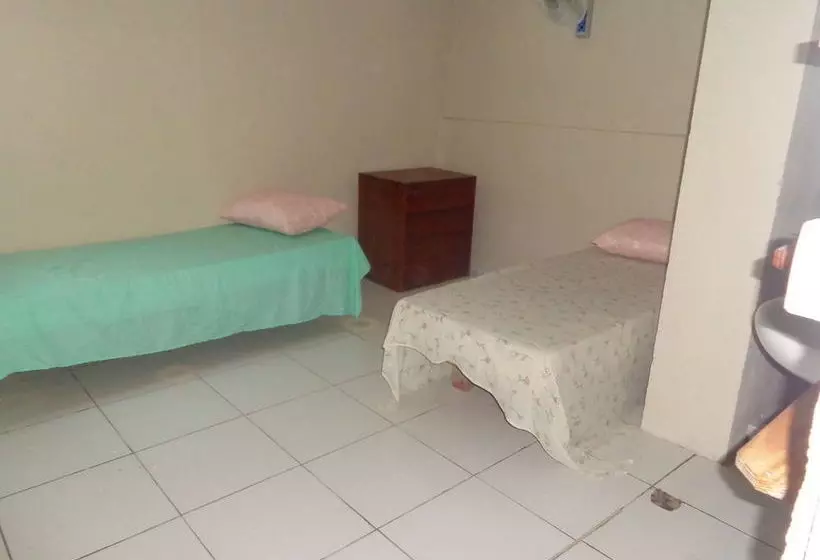 Rig Hostel Boca Chica Back Packer