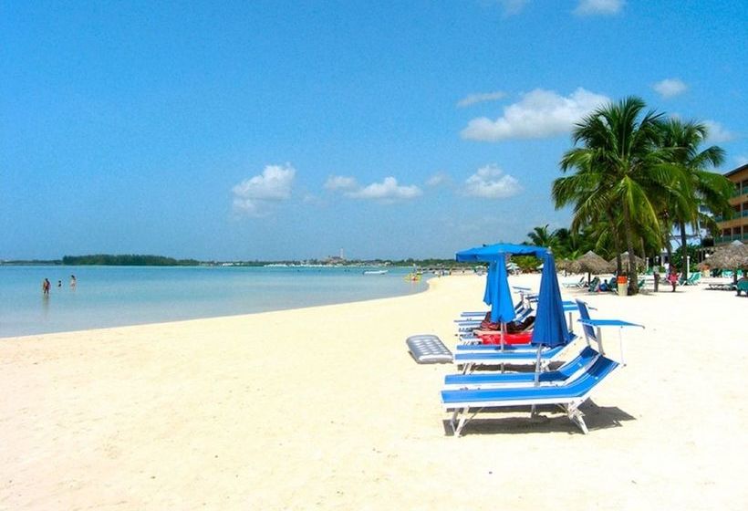 Rig Hostel Boca Chica Back Packer