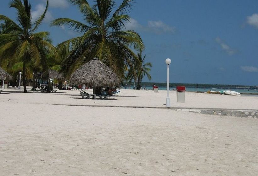 Rig Hostel Boca Chica Back Packer