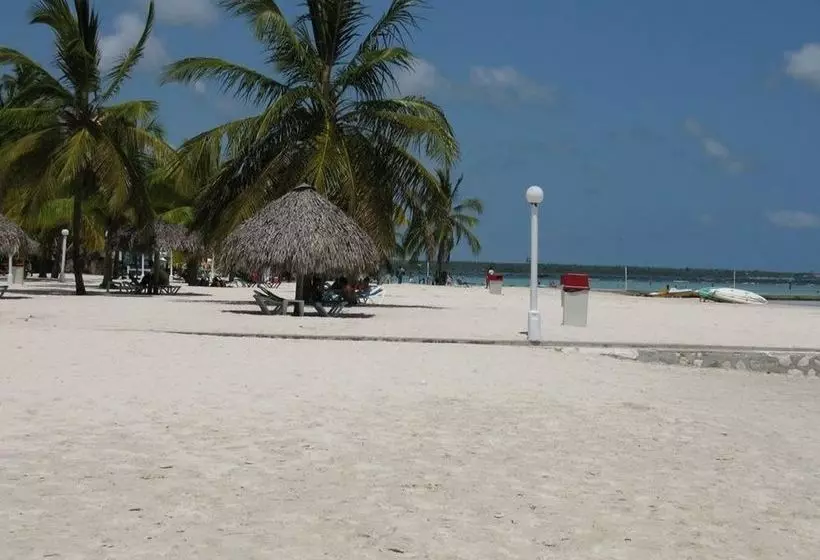 Rig Hostel Boca Chica Back Packer