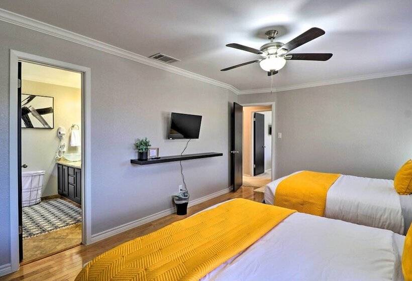 Austin Abode W/ Deck & Grill   15 Mi To Dtwn!