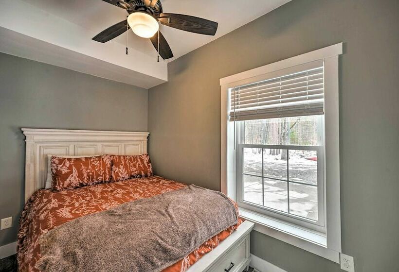 Bright Ludington Home < 1 Mi To Hamlin Lake