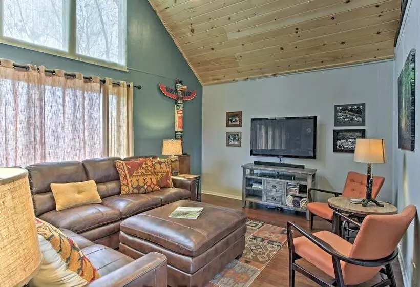 Camp Themed Sevierville Cabin W/ Hot Tub + Teepee!