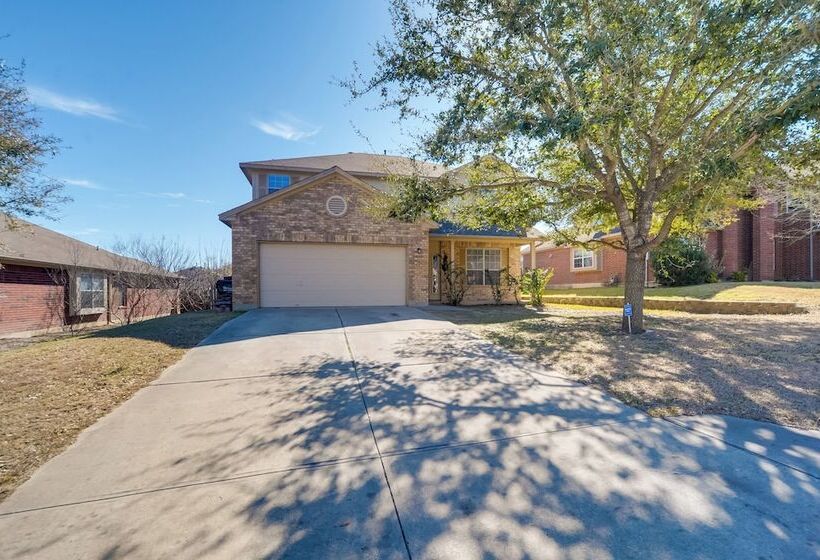 Centrally Located Kyle Home: Walk To Pool & Park!