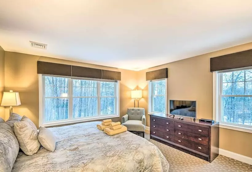 North Conway Home ~ 2 Mi To Cranmore Mountain!
