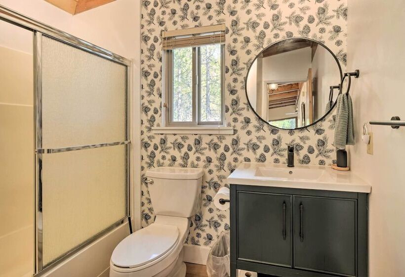 Charming Pinecrest Cabin W/ Private Deck