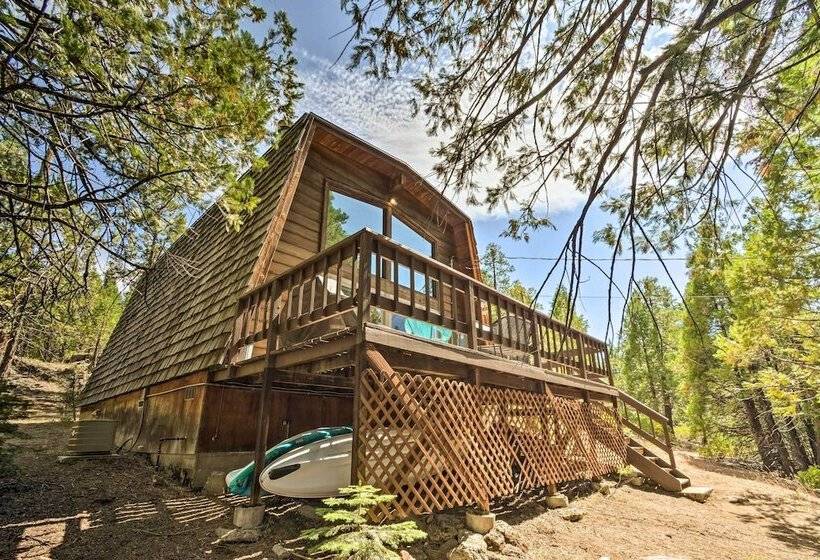 Charming Pinecrest Cabin W/ Private Deck