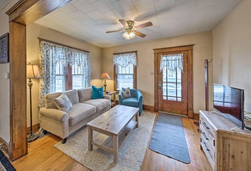 Charming Urbana Home Near Downtown!