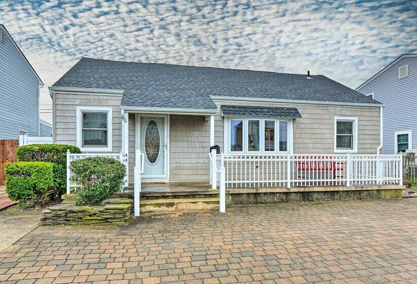 Coastal Brigantine Cottage: Walk To Beaches