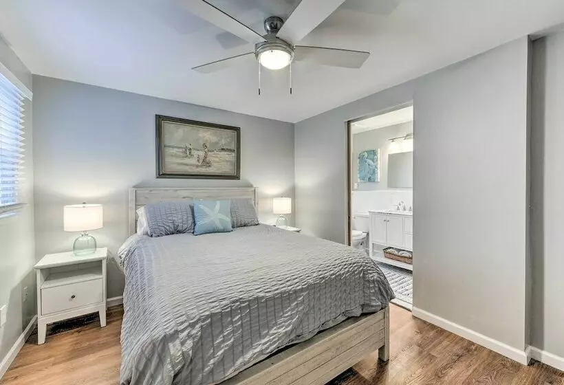 Coastal Brigantine Cottage: Walk To Beaches