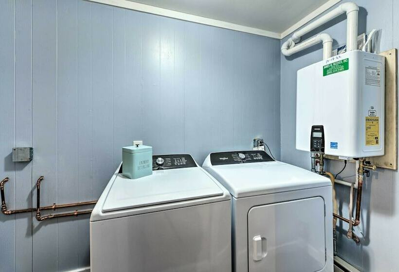 Coastal Brigantine Cottage: Walk To Beaches