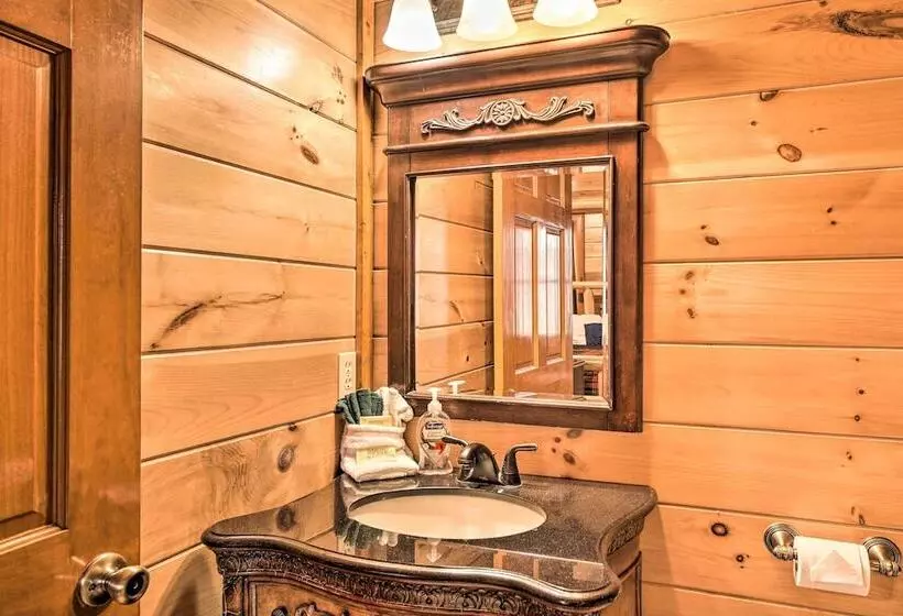 Cosby Cabin W/ Hot Tub ~ 18 Mi To Gatlinburg!