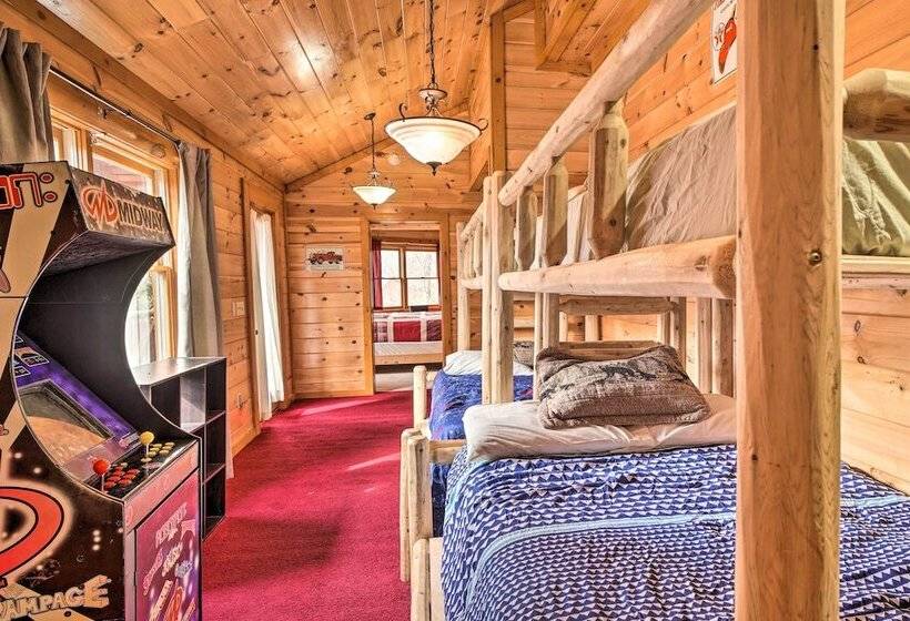 Cosby Cabin W/ Hot Tub ~ 18 Mi To Gatlinburg!