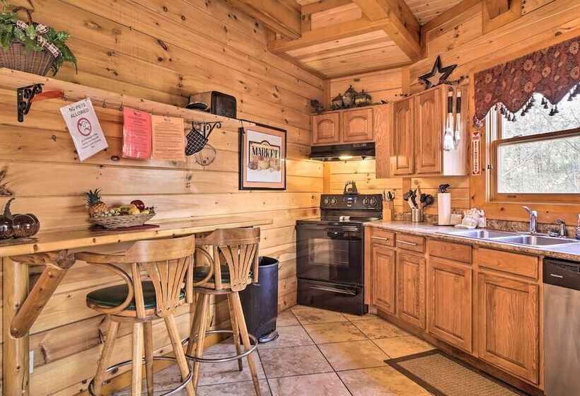 Cosby Cabin W/ Hot Tub ~ 18 Mi To Gatlinburg!