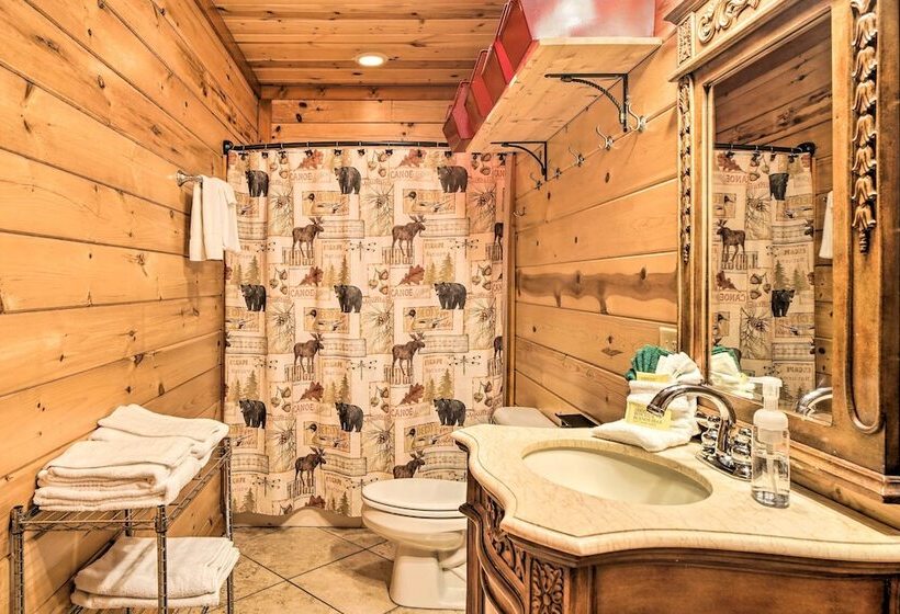 Cosby Cabin W/ Hot Tub ~ 18 Mi To Gatlinburg!