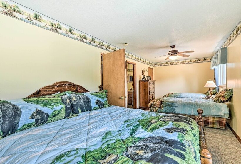 Cozy Cass City Retreat W/ Spacious Deck!