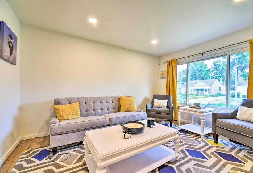 Cozy Center Line Home W/ Fenced Yard & Office